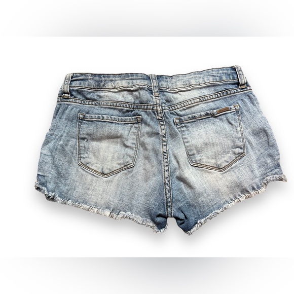 STS Blue Stretch Distressed White Wash Denim Cutoff Shorts, Size 28 - Picture 2 of 7